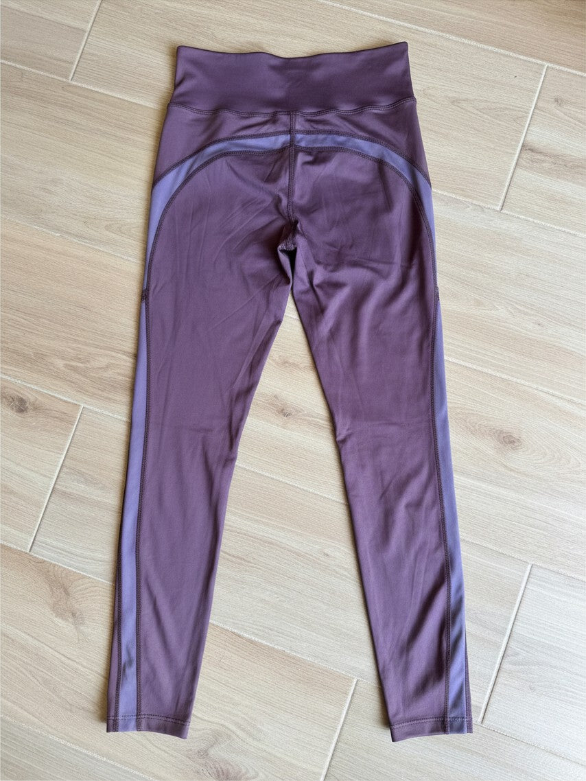 Stripe KB Foot Loop Leggings
