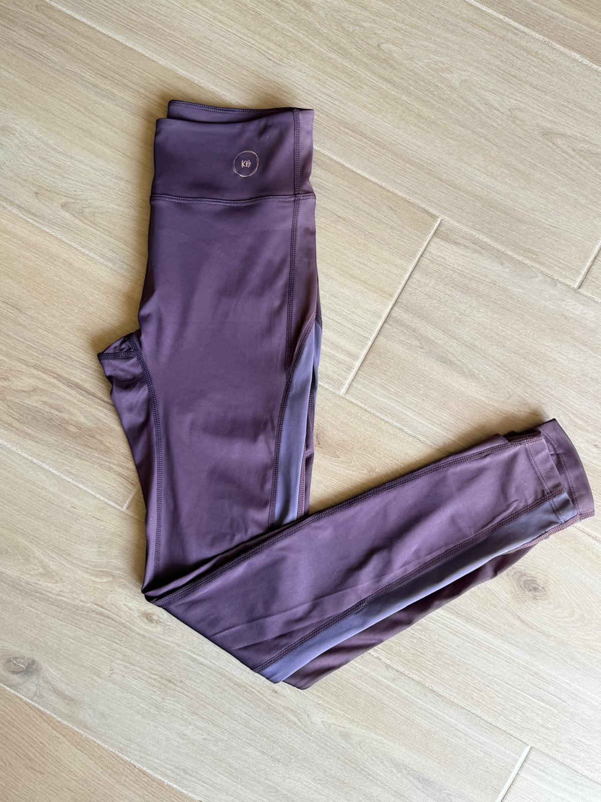 Stripe KB Foot Loop Leggings